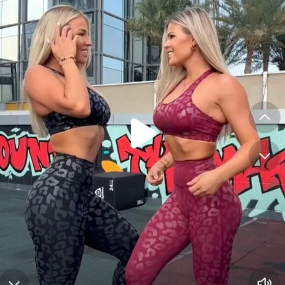 Bombshell Burgandy Leggings and Sports Bra - Picture 2 of 16